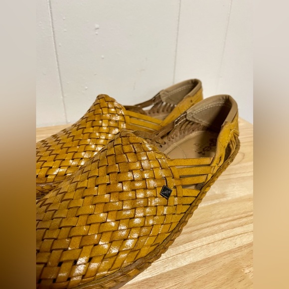 Desi Hangover Hola Men Shoes Size 12